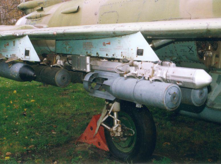 Каб 100. Су-24 с Фаб-500. Су-25 Фаб-100. Фаб 500 миг25. Фаб 500 на Су 25.